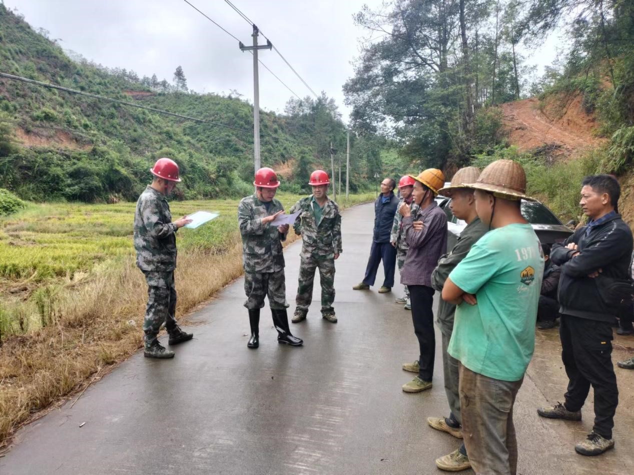 提高安全生產(chǎn)意識(shí)推動(dòng)安全生產(chǎn)發(fā)展 ——金森公司開展安全生產(chǎn)大檢查